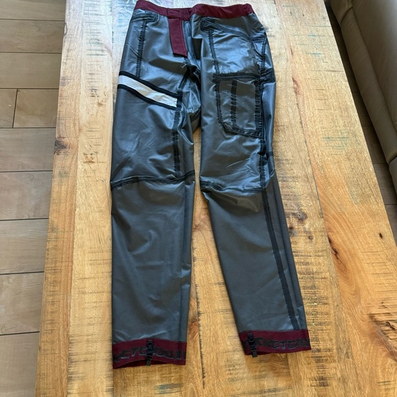 adidas Terrex Primeknit Waterproof Hiking Pants Size Medium - Picture 14 of 16